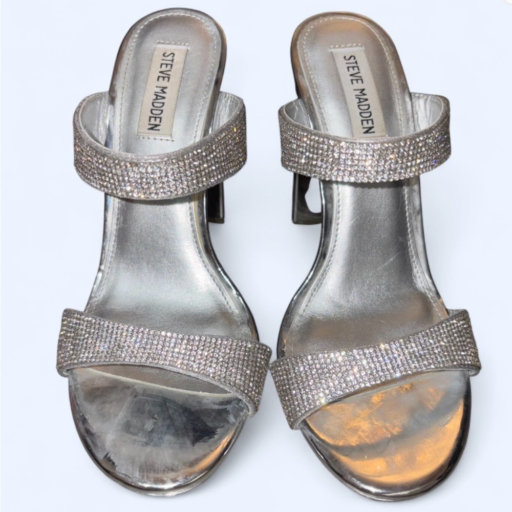 ✨ Steve Madden “Glassy” Silver Rhinestone Heels – Size 7.5